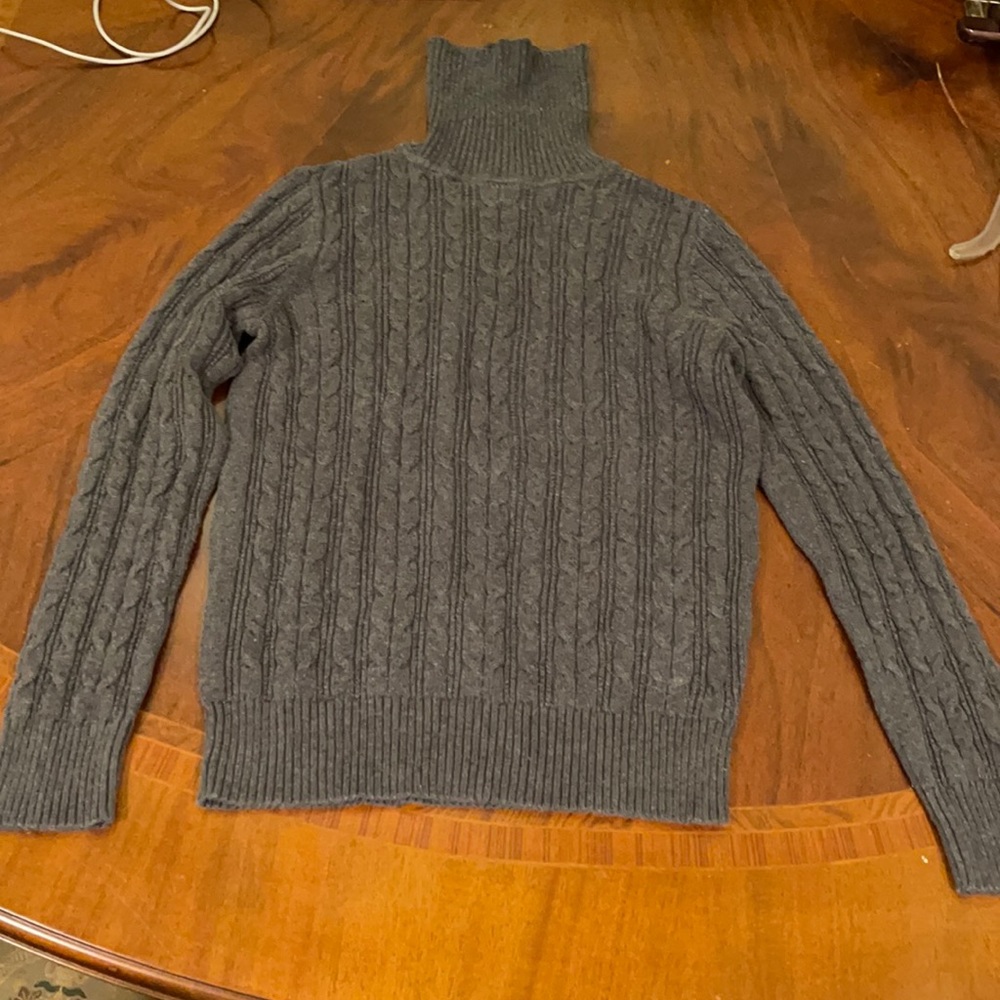 St John’s Bay Small Gray Turtleneck sweater